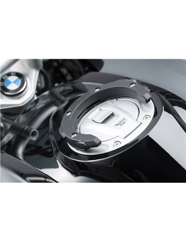 Anillo para bolsa sobre-depósito SW-MOTECH EVO. Negro. Para modelos BMW / KTM / Ducati.